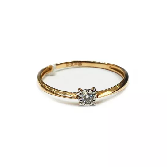 Кольцо с бриллиантами из золота